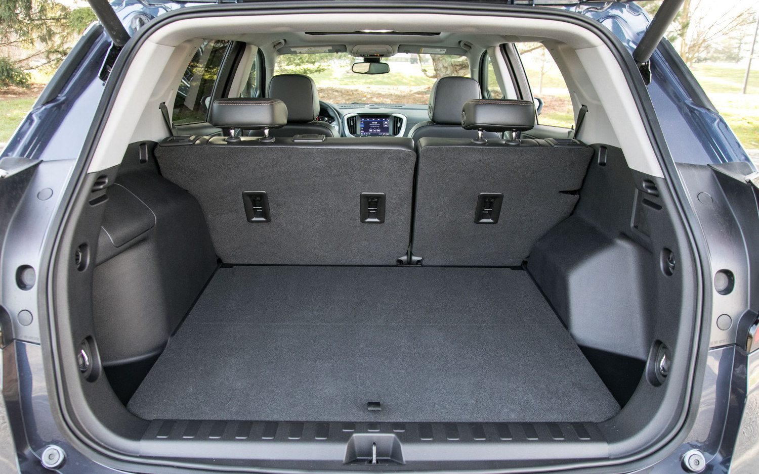 Comparison Chevrolet TrailBlazer LTZ 2019 vs GMC Terrain Denali